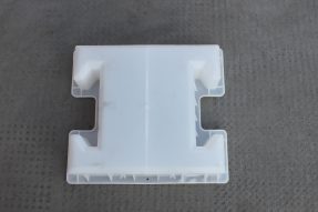 塑料連鎖磚模具的重量是決定它質(zhì)量好壞的主要因素嗎？